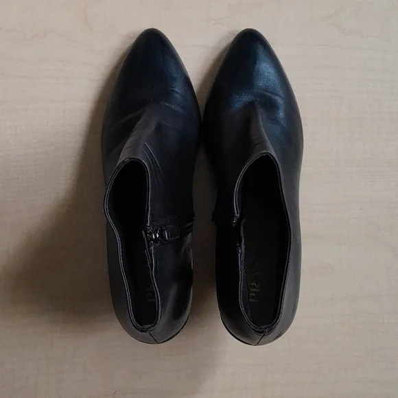 PRADA KITTEN HEEL LEATHER BOOTIES SIZE 39.5 - Picture 12 of 17